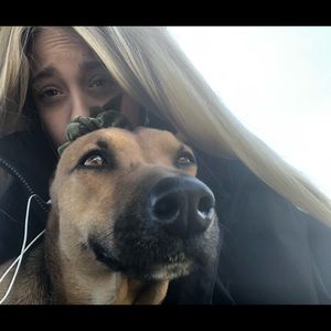 Meet your Posher, Catherine